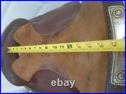 15.5 CIRCLE Y Silver Reining / All Around Show SaddleHigh EndSQHBRawhide