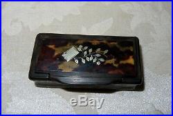 1700's to Early 1800's Hand Carved Horn Snuff Box with Sterling Silver Inlay