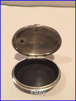 19th Century Beautiful Antique Carved Horn Snuff Box with Silver Lid