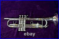 Bach TR200 ML SILVER Trumpet GREAT LOOKING HORN With Hard Case