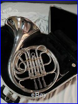 Bundy Single French Horn in F with mouthpiece and case