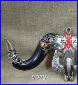 Chinese Antique Art, Cow Horn Decorated With Formerly Stored Silver, Traditional