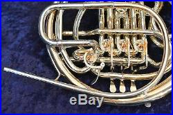 Conn 8DRS (8D with Rose-Brass Screw-Bell) Double French Horn withCase, Mouthpiece