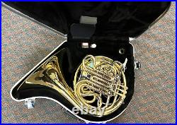 Demo Holton H378 Double French Horn With Case And Mouthpiece