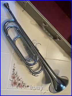 Elkhorn By Getzen Single Valve Bugle Horn with Mouthpiece And Case #B3026
