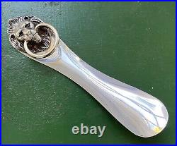 Heavy Vintage Reed & Barton Silver Plated Shoe Horn with Lion Mask Ring Handle