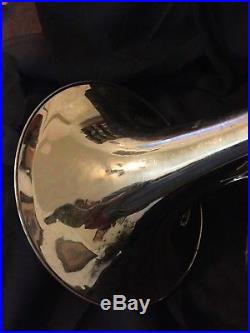 Holton H-379 Double French Horn with Hard Case and Mouthpiece