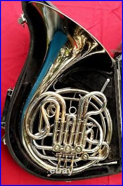 Holton H179 Double French Horn Elkhorn Wi. Serial #605902 With Carry case