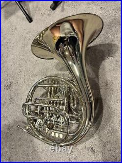 Holton H179 Farkas Professional Double French Horn with Case Clear Lacquer