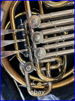 Holton H181 DOUBLE FRENCH HORN, SILVER, WITH HARD CASE AND MOUTHPIECE