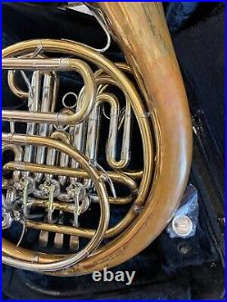 Holton H181 DOUBLE FRENCH HORN, SILVER, WITH HARD CASE AND MOUTHPIECE