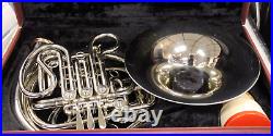 Holton H279 Farkas Professional Double French Horn With Detachable Bell