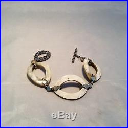 John Hardy dot Gold & Silver Link Bracelet with Buffalo Horn, Size M $ 795.00