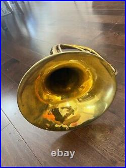 King 1122 Marching FRENCH HORN, WITH MOUTHPIECE