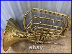 King Marching French Horn Model 1122 With Case