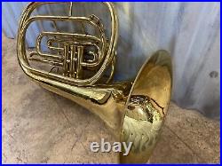 King Marching French Horn Model 1122 With Case