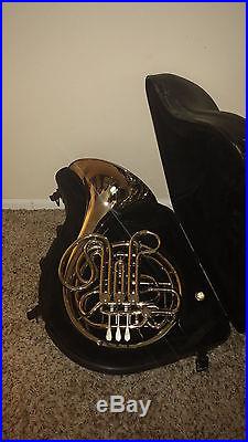 New CONN 8D PROFESSIONAL MODEL DOUBLE FRENCH HORN, with case & mouthpiece