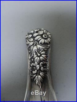 Nice Antique American Sterling Silver Shoe Horn With Embossed Floral Decoration