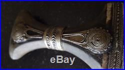 Nice silver finely crafted jambyia dagger with belt amulets -Yemen 20th