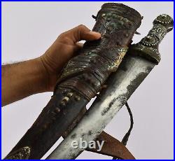 Rare Old Antique Yemeni Saudi Omani Khanjar Dagger Jambiya with Special Horn