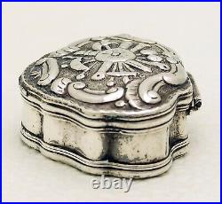 Solid Silver Ottoman Turkish Curio Box Repose Horns & Weapons with Turgah mark
