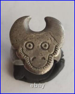 Substantial Ancient Viking Silver Ring With A Horned Grinning Beast 900-1100 Ad