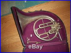 USED VINTAGE CAVALIER FRENCH HORN s/n 09173 with MOUTHPIECE & HARDSIDE CASE