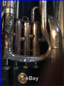 Yamaha Euphonium YEP321S 4 Valve Horn Baritone With Hard Case & MP Silver