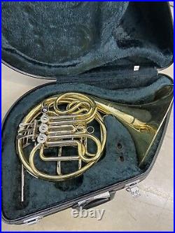 Yamaha YHR-567 Double French Horn with Case (No Mouthpiece, For Parts Or Repair)
