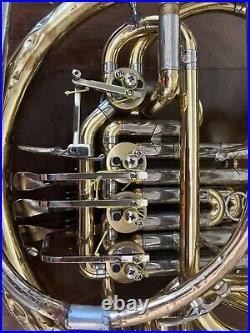 Yamaha YHR561 double FRENCH HORN, WITH MOUTHPIECE. Made in Japan